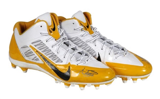 Antonio Brown Steelers Game Used and Signed Cleats/Gloves, 9-7-13 vs Tennessee